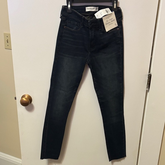 Abercrombie & Fitch Denim - Madewell High-Rise Skinny Jeans in Black Wash